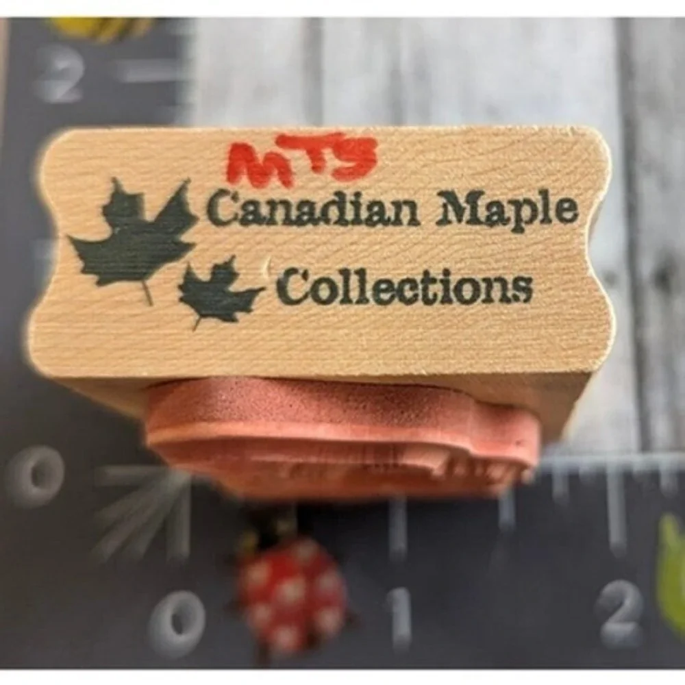 Canadian Maple Christmas Stocking Toys Holiday Rubber Stamp Wood #E103